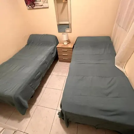 Rockin' View - 2 Bedroom Great Terrace, Parking, Pool