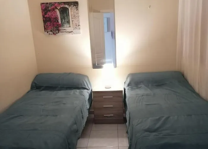 Rockin' View - 2 Bedroom Great Terrace, Parking, Pool