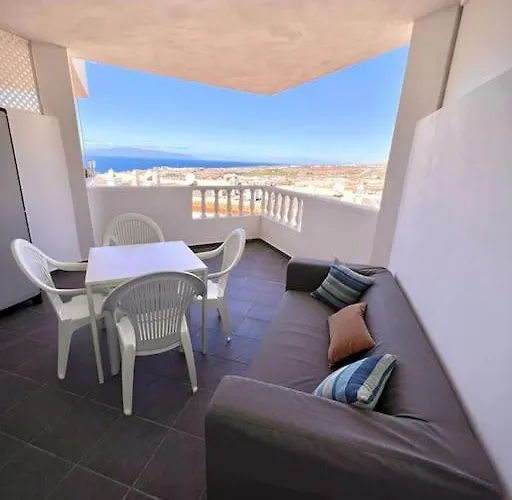 Rockin' View - 2 Bedroom Great Terrace, Parking, Pool Costa Adeje (Tenerife)