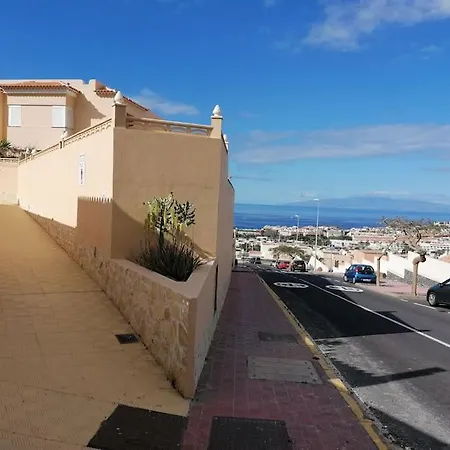 Rockin' View - 2 Bedroom Great Terrace, Parking, Pool אדחה
