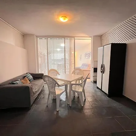 Rockin' View - 2 Bedroom Great Terrace, Parking, Pool אדחה