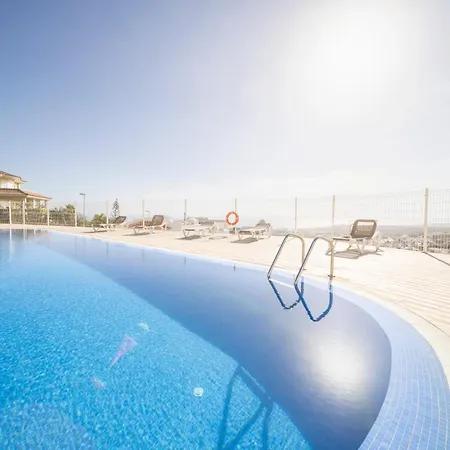Rockin' View - 2 Bedroom Great Terrace, Parking, Pool Appartement