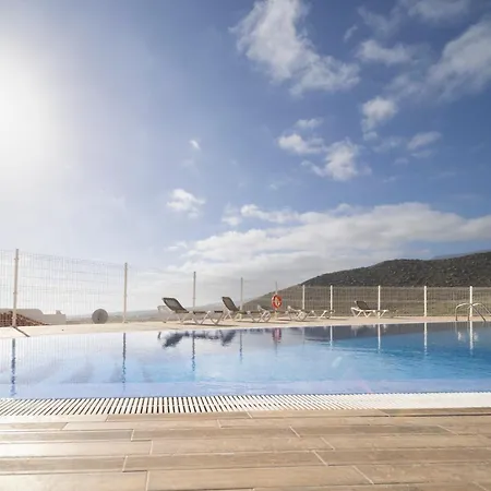 Rockin' View - 2 Bedroom Great Terrace, Parking, Pool Appartement