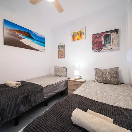 Rockin' View - 2 Bedroom Great Terrace, Parking, Pool Costa Adeje (Tenerife)