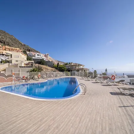 Rockin' View - 2 Bedroom Great Terrace, Parking, Pool Appartement *