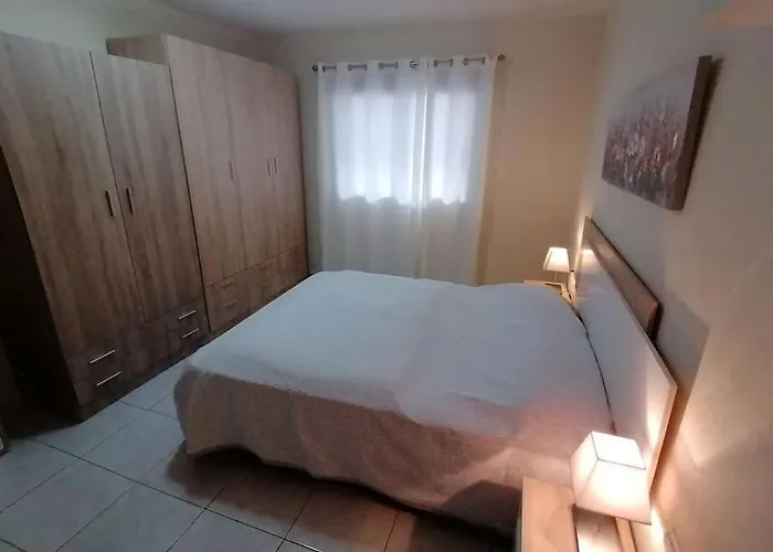 Rockin' View - 2 Bedroom Great Terrace, Parking, Pool Appartamento